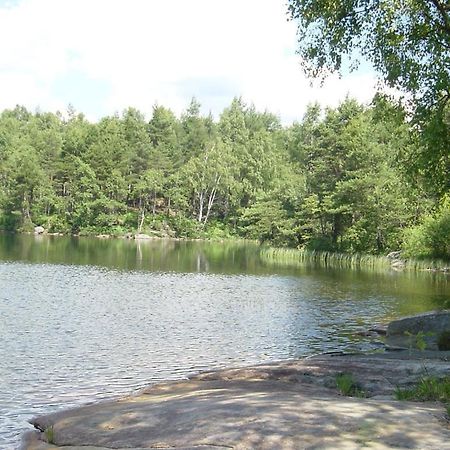 Karlstugan Cottage Vimmerby Bagian luar foto