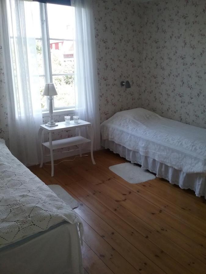 Karlstugan Cottage Vimmerby Bagian luar foto